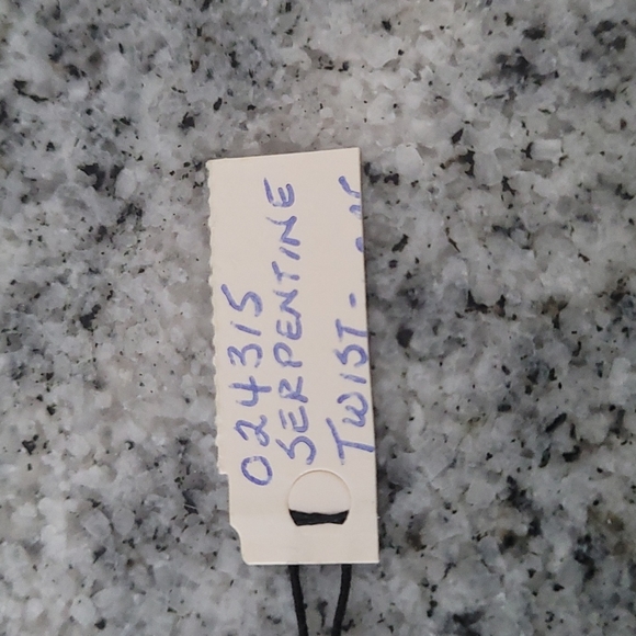 Silver Plated Twisted Herringbone Chain Bracelet - Picture 5 of 6